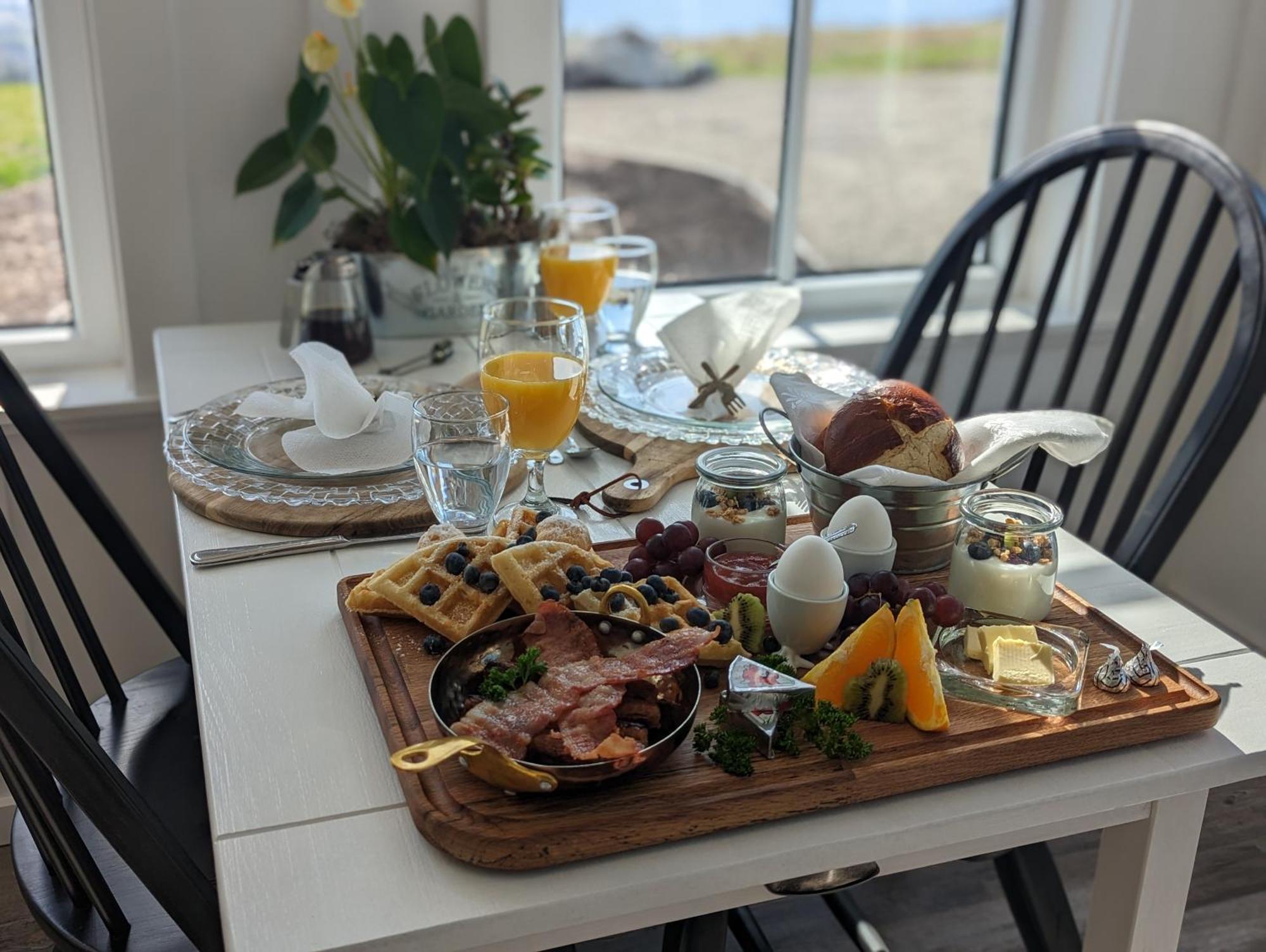 Autumn Lane B&B, Farmhouse Elegance & Stunning Lakeviews West Kelowna Luaran gambar